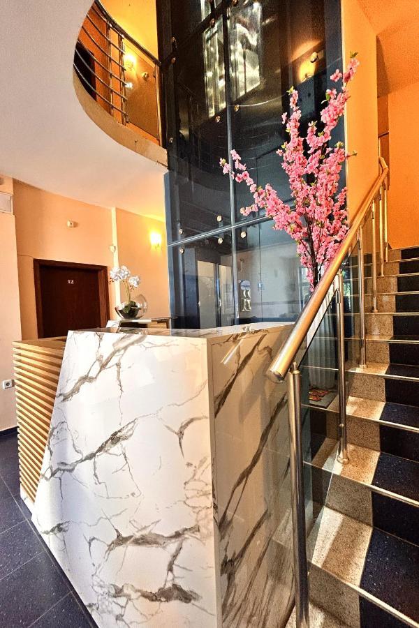 Hotel Penelope プリモルスコ エクステリア 写真