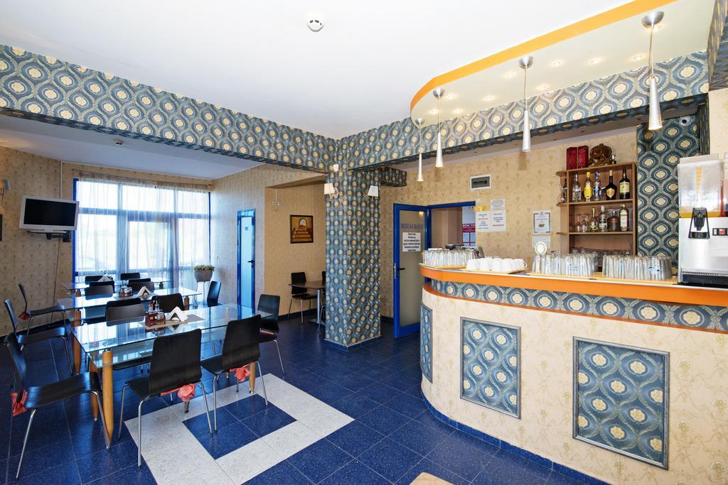 Hotel Penelope プリモルスコ エクステリア 写真